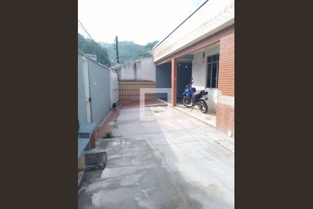 Casa à venda com 3 quartos, 371m² em Fonseca, Niterói
