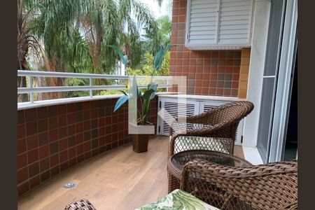 Apartamento à venda com 2 quartos, 86m² em Camboinhas, Niterói