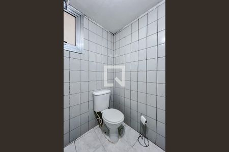 Banheiro de kitnet/studio à venda com 1 quarto, 26m² em Sé, São Paulo