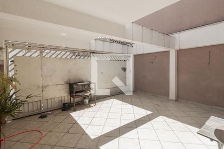 Garagem de casa à venda com 2 quartos, 76m² em Jardim Gonzaga, São Paulo