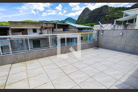 terraço de casa à venda com 3 quartos, 100m² em Jacarepaguá, Rio de Janeiro