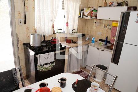Cozinha de casa à venda com 4 quartos, 100m² em Vila Harmonia, Guarulhos