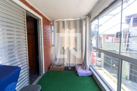 Varanda do Quarto 2 de casa à venda com 5 quartos, 250m² em Vila Nhocuné, São Paulo