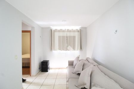Sala de apartamento para alugar com 2 quartos, 47m² em Presidente Roosevelt, Uberlândia