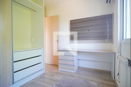 Quarto 1 de apartamento para alugar com 2 quartos, 54m² em Humaitá, Porto Alegre