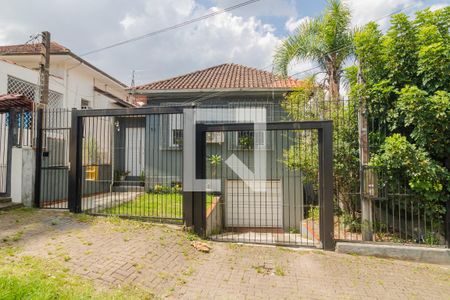 Fachada de casa à venda com 2 quartos, 209m² em Partenon, Porto Alegre