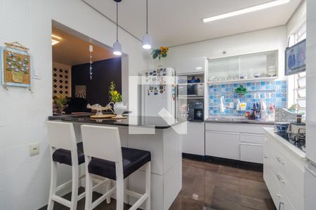 Cozinha de casa à venda com 2 quartos, 209m² em Partenon, Porto Alegre