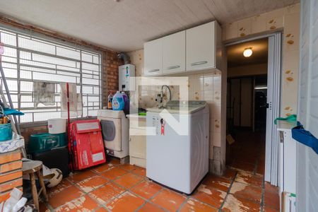Área de serviço de casa à venda com 2 quartos, 209m² em Partenon, Porto Alegre