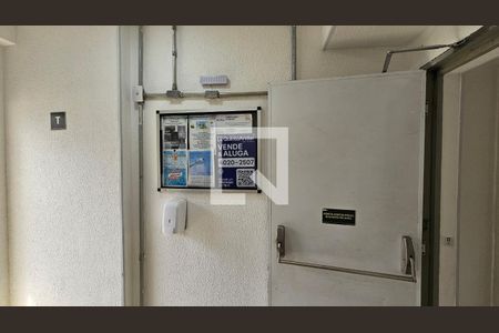Apartamento à venda com 78m², 2 quartos e 2 vagasPlaquinha