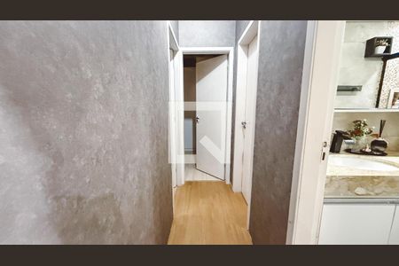 Corredor de apartamento à venda com 3 quartos, 75m² em Vila Amalia (zona Norte), São Paulo