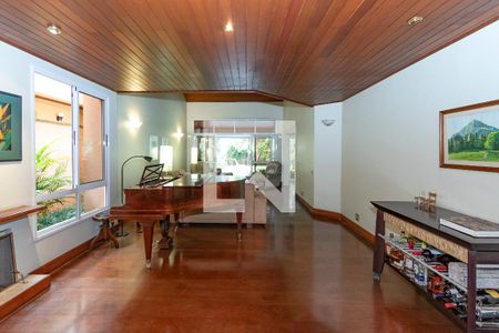 Sala de casa à venda com 5 quartos, 374m² em Santo Amaro, São Paulo