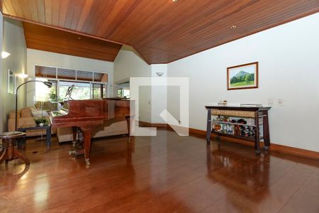 Sala de casa à venda com 5 quartos, 374m² em Santo Amaro, São Paulo