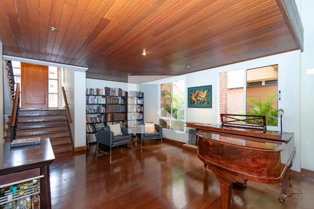 Sala de casa à venda com 5 quartos, 374m² em Santo Amaro, São Paulo