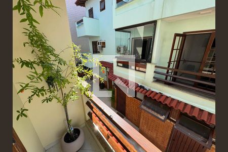 Sacada do quarto de casa de condomínio à venda com 3 quartos, 200m² em Recreio dos Bandeirantes, Rio de Janeiro