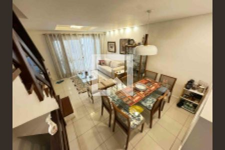 Sala de casa de condomínio à venda com 3 quartos, 200m² em Recreio dos Bandeirantes, Rio de Janeiro