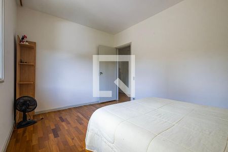 Suíte de casa à venda com 4 quartos, 526m² em Vila Ida, São Paulo