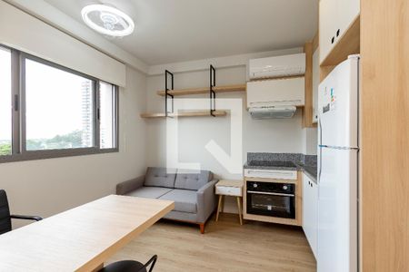 Sala/ Cozinha de apartamento para alugar com 1 quarto, 27m² em Chácara Santo Antônio (zona Sul), São Paulo