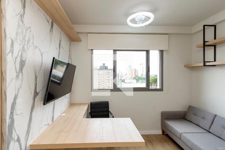 Sala/ Cozinha de apartamento para alugar com 1 quarto, 27m² em Chácara Santo Antônio (zona Sul), São Paulo