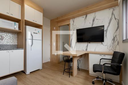Sala/ Cozinha de apartamento para alugar com 1 quarto, 27m² em Chácara Santo Antônio (zona Sul), São Paulo