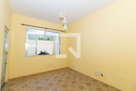 Sala de casa para alugar com 3 quartos, 150m² em Jardim Sulacap, Rio de Janeiro
