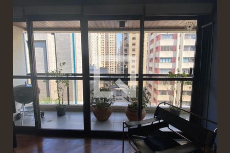 Foto 01 de apartamento à venda com 3 quartos, 110m² em Itaim Bibi, São Paulo
