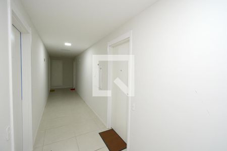 Hall de entrada de apartamento à venda com 2 quartos, 33m² em Vila Santa Catarina, São Paulo