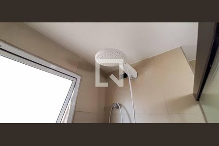 Banheiro de apartamento à venda com 2 quartos, 52m² em Santa Maria, Osasco