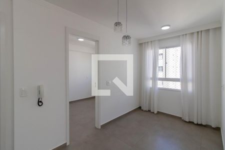 Sala de apartamento para alugar com 2 quartos, 36m² em Vila das Bandeiras, Guarulhos