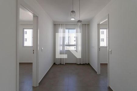 Sala de apartamento para alugar com 2 quartos, 36m² em Vila das Bandeiras, Guarulhos