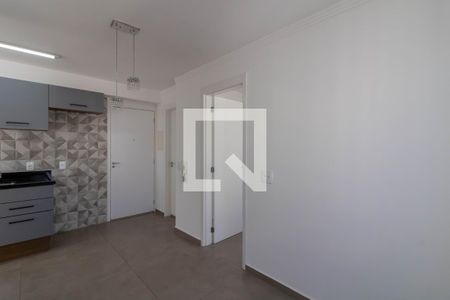 Sala de apartamento para alugar com 2 quartos, 36m² em Vila das Bandeiras, Guarulhos