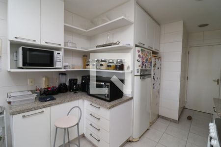 Cozinha de casa à venda com 5 quartos, 333m² em Jardim Guanabara, Rio de Janeiro