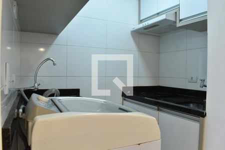 Cozinha de apartamento para alugar com 1 quarto, 40m² em Centro, Curitiba