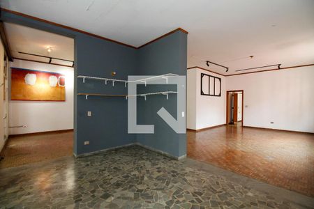 Sala de Estar  de casa à venda com 5 quartos, 400m² em Vila Madalena, São Paulo
