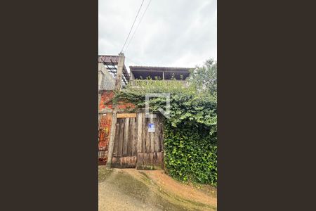 Fachada de casa à venda com 2 quartos, 160m² em Vila Príncipe de Gales, Santo André