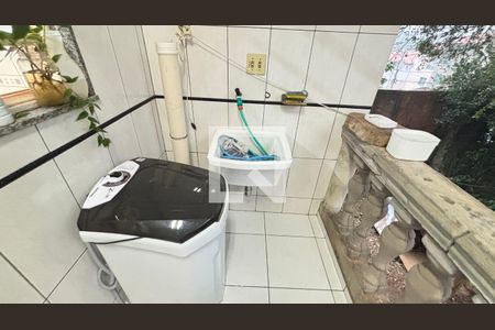 Área de Serviço de casa à venda com 2 quartos, 160m² em Vila Príncipe de Gales, Santo André