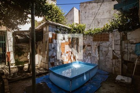 Quintal de casa à venda com 3 quartos, 150m² em Nonoai, Porto Alegre