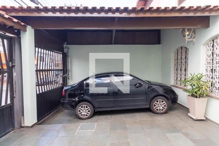 Garagem de casa à venda com 3 quartos, 190m² em Cidade Patriarca, São Paulo