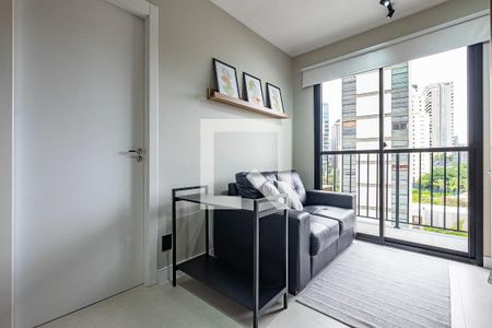 Sala/Cozinha de kitnet/studio para alugar com 1 quarto, 27m² em Pinheiros, São Paulo