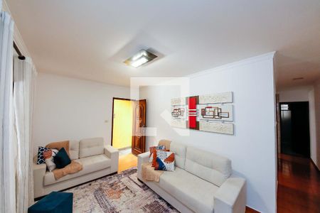 Sala de casa à venda com 2 quartos, 115m² em Vila Olinda, São Paulo