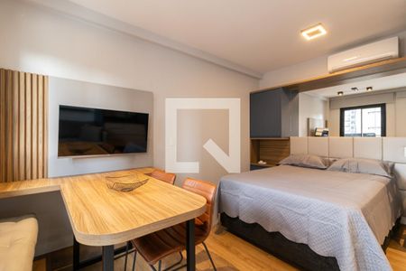 Sala de Studio de kitnet/studio para alugar com 1 quarto, 33m² em Indianópolis, São Paulo