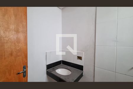 Banheiro de apartamento à venda com 1 quarto, 39m² em Vila Ema, São Paulo