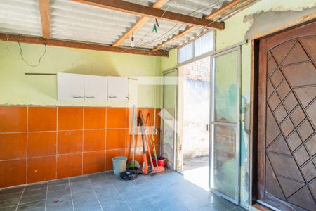 Área de Serviço de casa à venda com 3 quartos, 150m² em São José, Porto Alegre