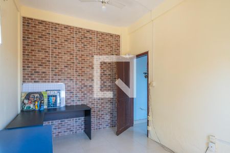 Sala de casa à venda com 3 quartos, 150m² em São José, Porto Alegre