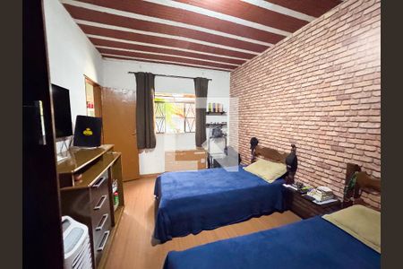 Quarto 3 de casa à venda com 4 quartos, 360m² em Santa Helena, Belo Horizonte