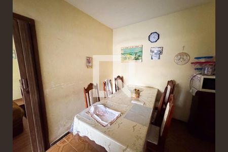 Cozinha de casa à venda com 4 quartos, 360m² em Santa Helena, Belo Horizonte