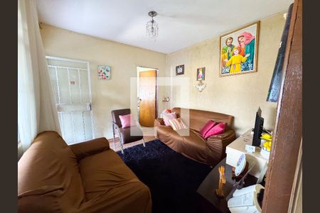 Sala de casa à venda com 4 quartos, 360m² em Santa Helena, Belo Horizonte