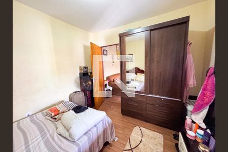 Casa à venda com 4 quartos, 360m² em Santa Helena, Belo Horizonte
