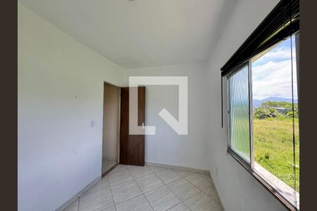 Quarto de casa à venda com 1 quarto, 32m² em Vargem Grande, Rio de Janeiro