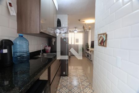 Cozinha de apartamento à venda com 2 quartos, 42m² em Mato Grande, Canoas