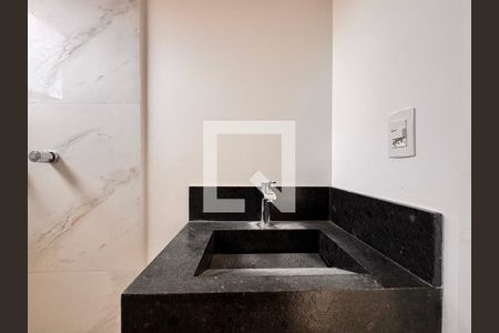 Banheiro de apartamento à venda com 3 quartos, 143m² em Vila Alpina, Santo André
